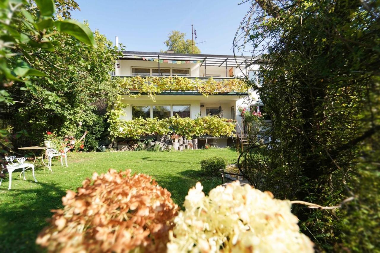 Im Haus Lotus Mit Grossem Balkon Und Garten Apartment *